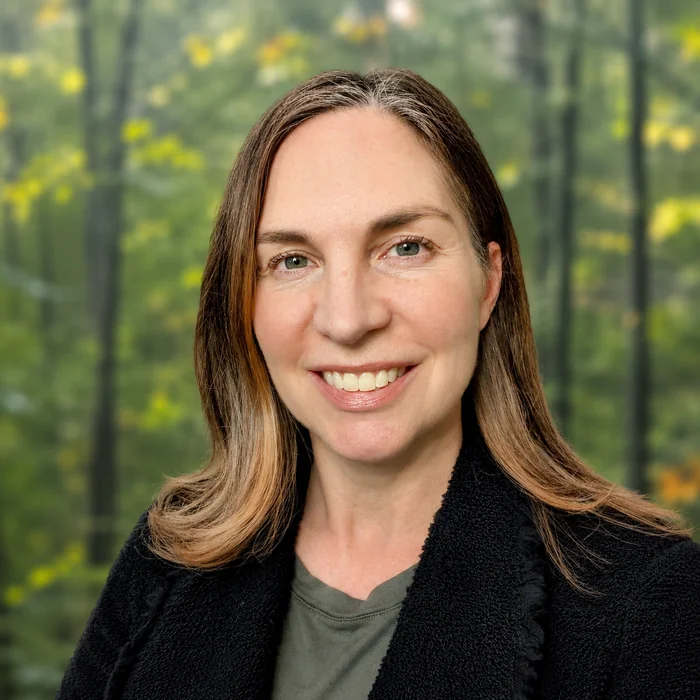 Kate Duckworth Headshot